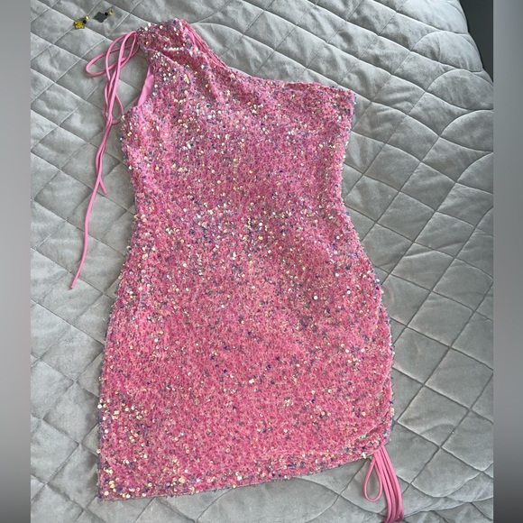 Lucy in the sky party dress - Picture 2 of 3